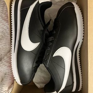 wmns classic cortez black leather